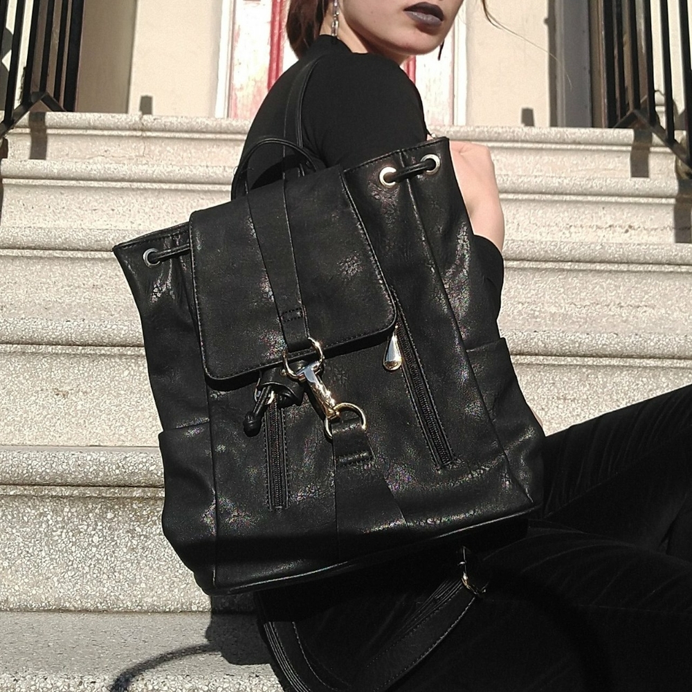 NWT Isabelle Vegan Leather sinch backpack